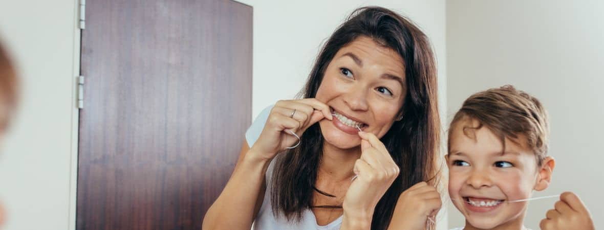 Flossing Facts & Myths
